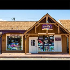 Meet your Posher, Gail